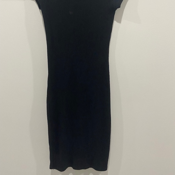 Black short sleeve midi dress - Picture 2 of 2